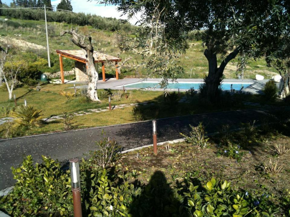 Vecchia Dimora Resort Centuripe ภายนอก รูปภาพ