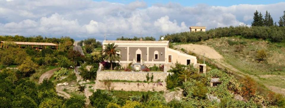 Vecchia Dimora Resort Centuripe ภายนอก รูปภาพ